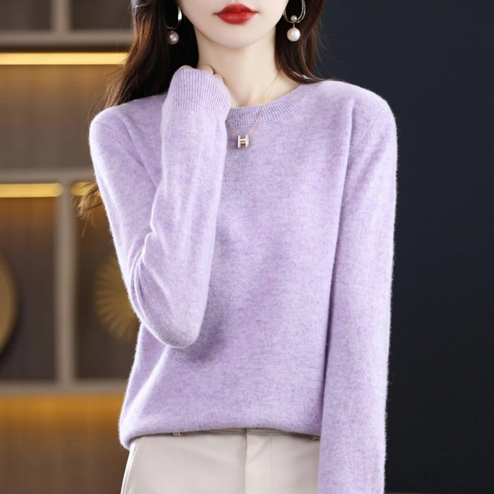 Elegant women's round neck sweater, versatile fashion for any casual or everyday outfit.