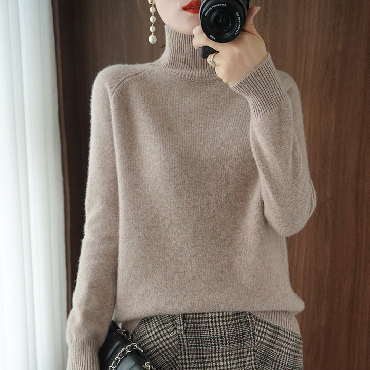 Chic women's turtleneck pullover in a classic style, perfect for effortless elegant wear.
