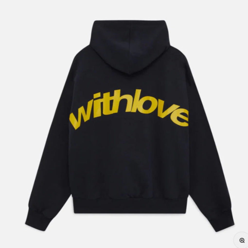 Stylish women's cozy sweatshirt, designed for comfortable everyday loungewear. Versatile and relaxed for all seasons.