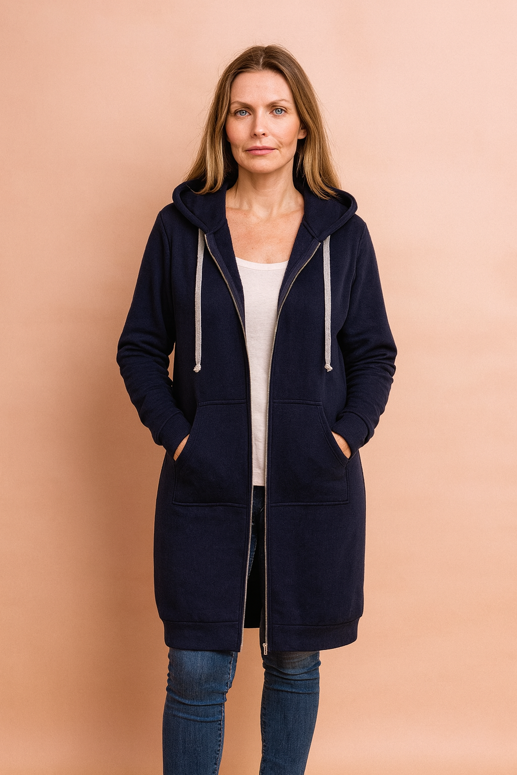 Chic women's long sweater, a flattering pullover for an elegant and comfortable fall outfit.