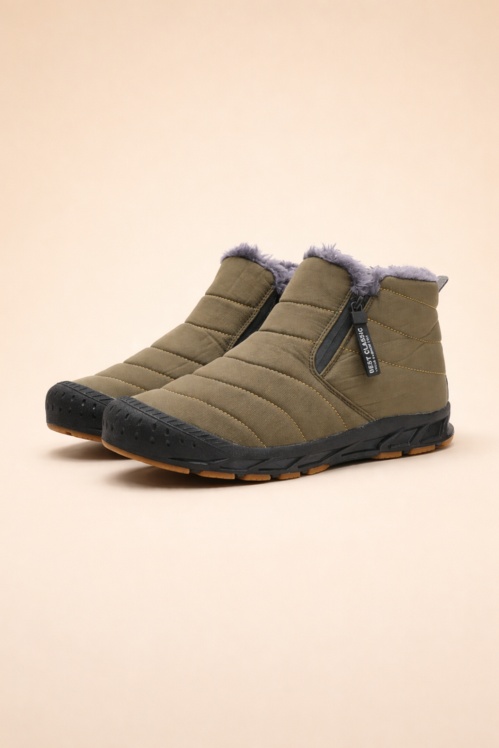 Durable women's winter footwear, cozy and waterproof snow boots designed for cold weather outdoor protection.