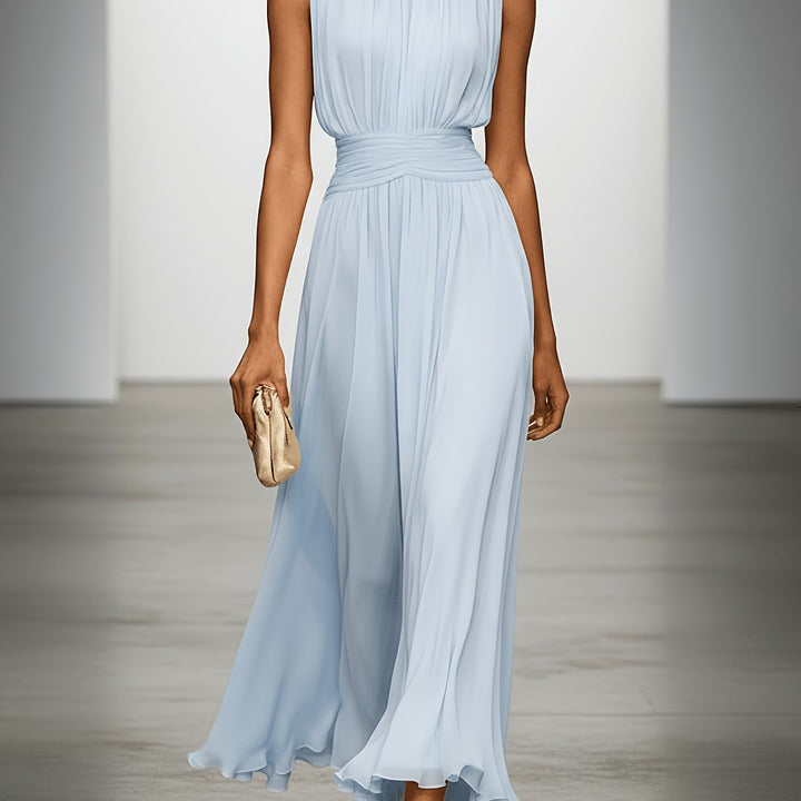 Stylish pleated party maxi dress with a comfortable ruched waist, perfect for evening and formal occasions.