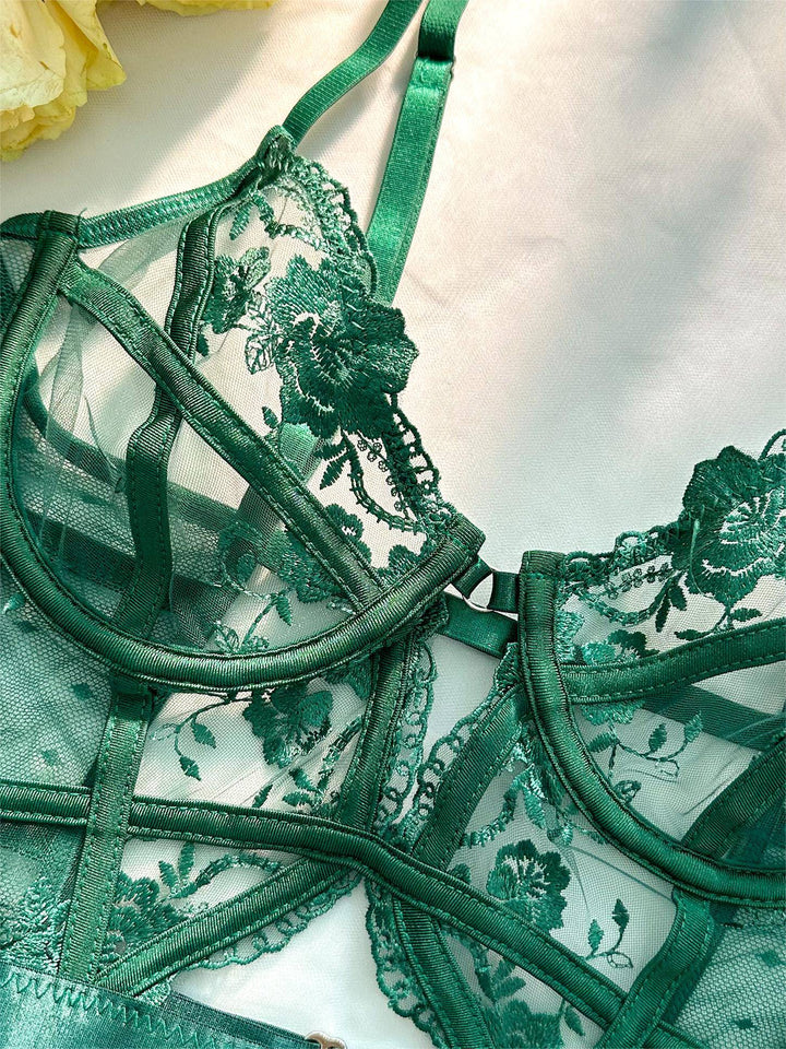 Sexy emerald green lace bodysuit for women, featuring underwire support & comfortable, elegant design.
