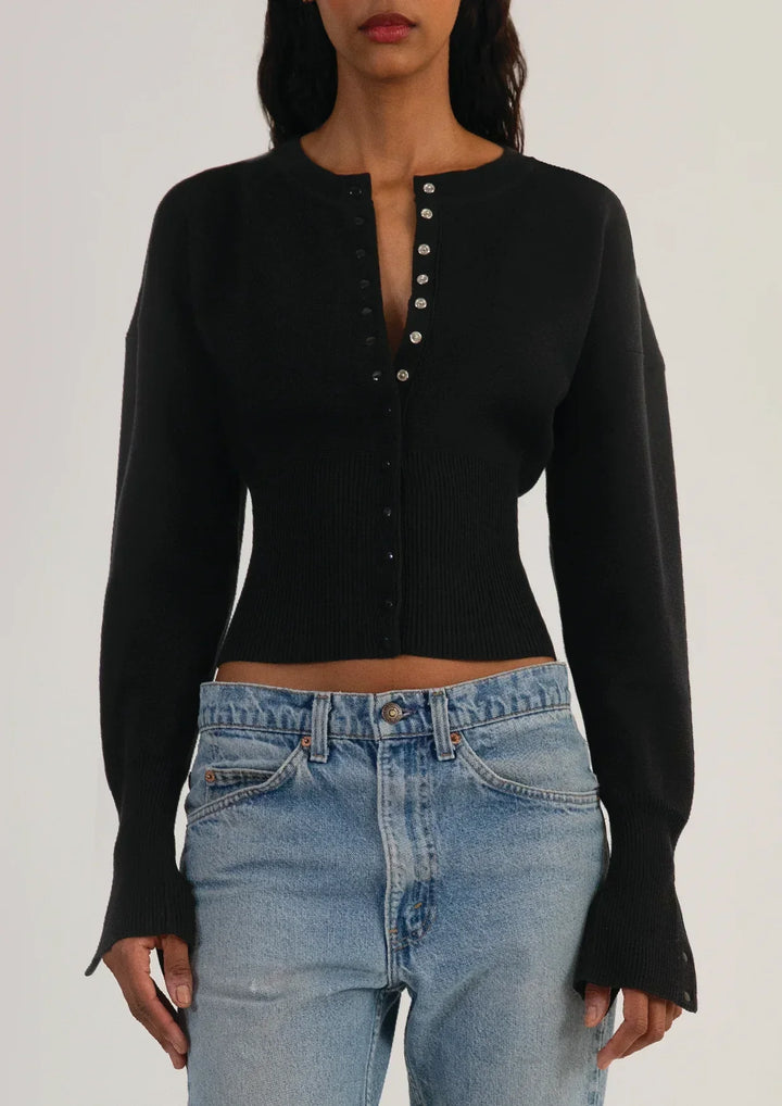 Everyday women's fitted button-up cropped cardigan, cozy knitwear for comfortable, chic styling.