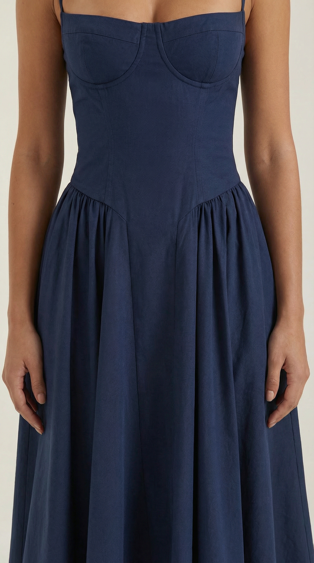 Romantic women's floral corset midi dress, an ideal choice for special occasions.