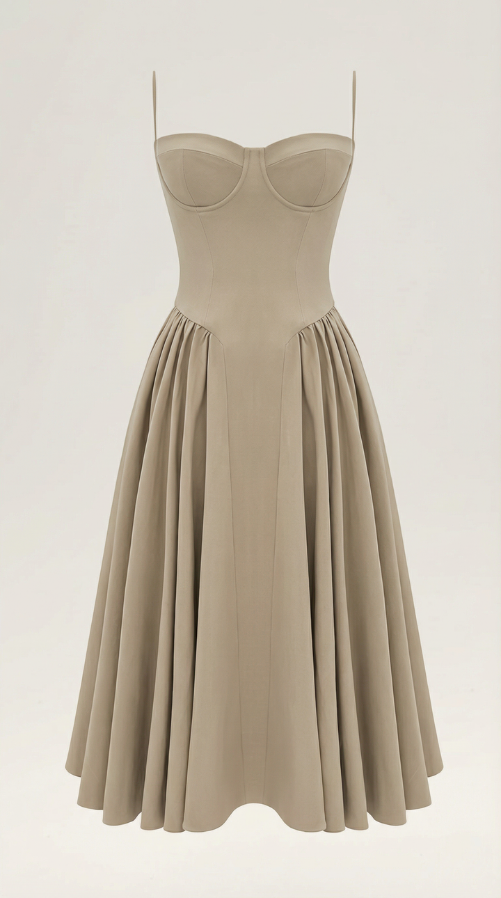 Women's floral midi dress, ideal for garden parties, with corset and sweetheart neck.