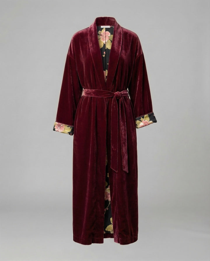 Comfortable lightweight women's floral sleepwear set with elegant print and adjustable waist belt.