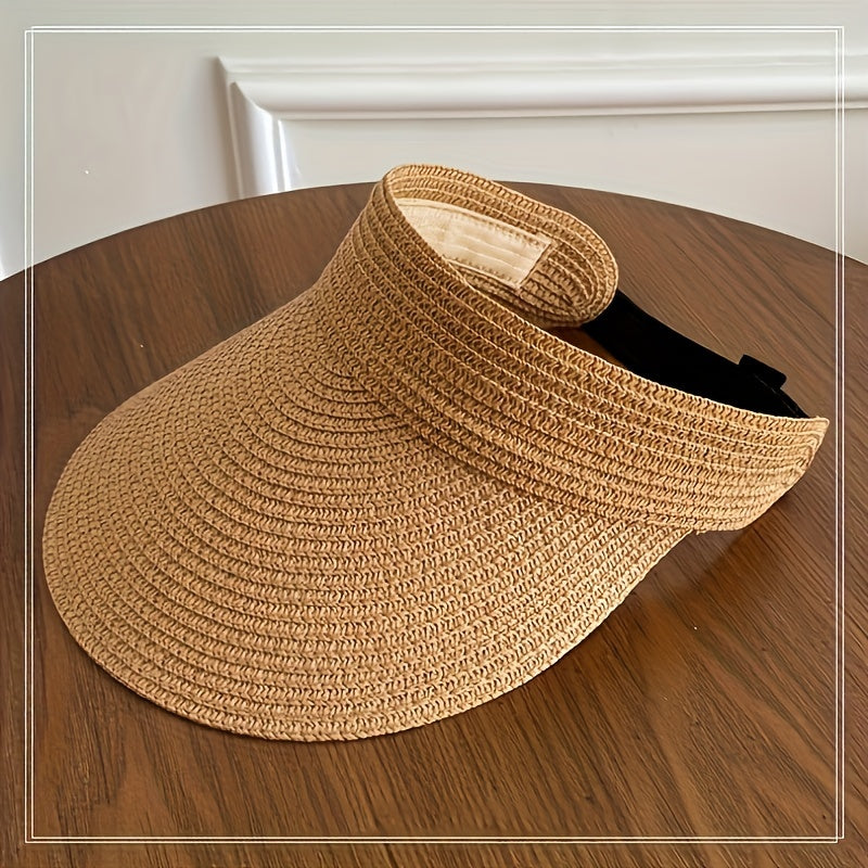 New foldable women's sun visor with wide brim. Stylish design ensures great sun protection for all outdoor summer fun.