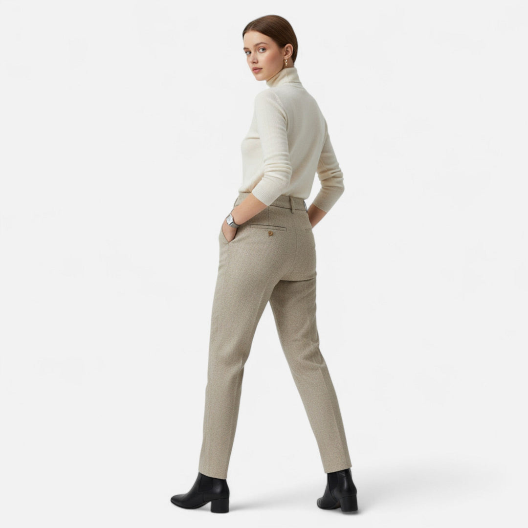 Elegant women's slim-fit high-waist pencil pants, versatile for professional and everyday fashion.