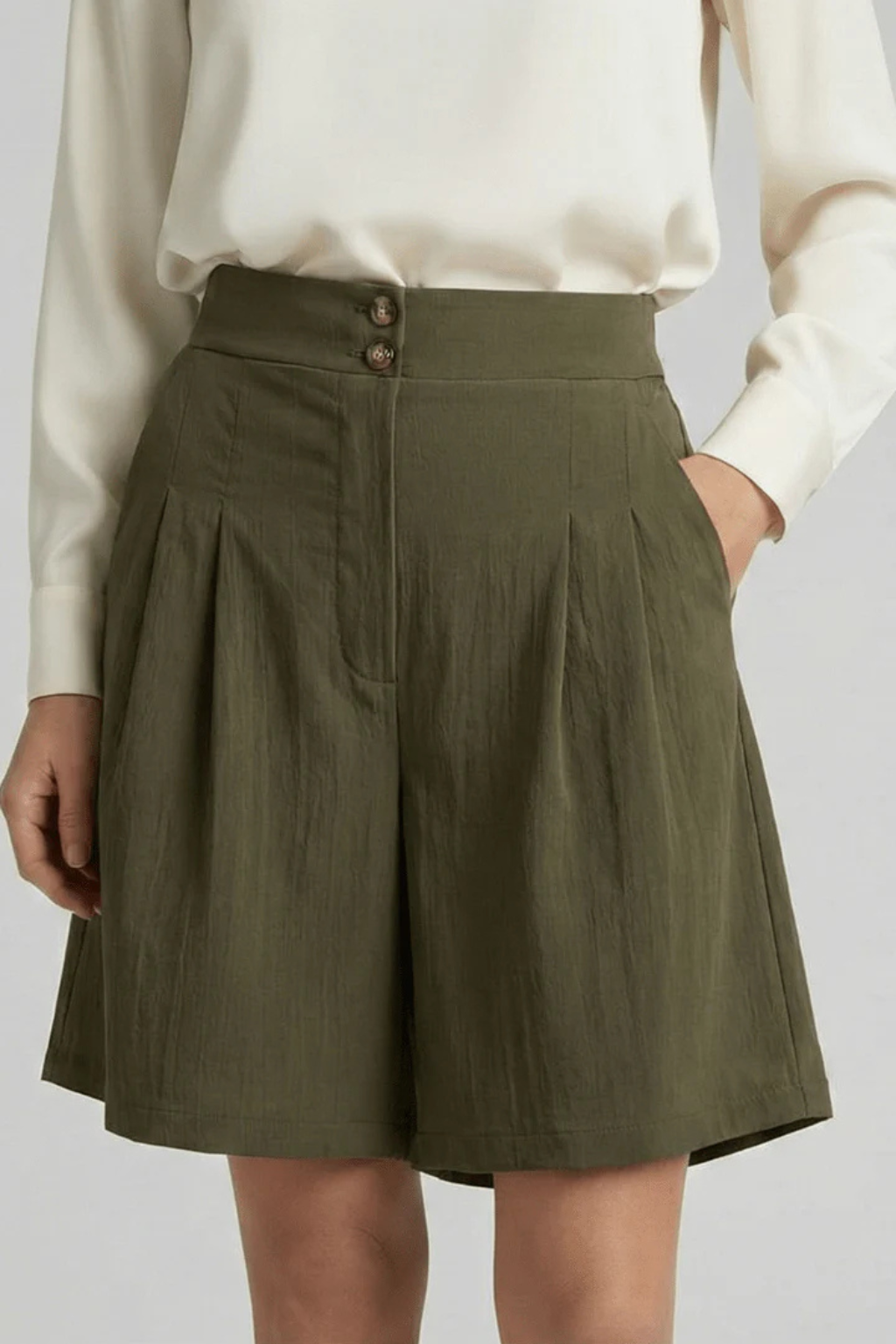 Summer ready women's high waist pleated tailored Bermuda shorts, wide leg comfort.