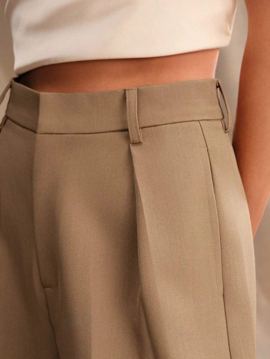Women's tailored wide leg trousers, high waist, comfortable for sitting, ideal for work.
