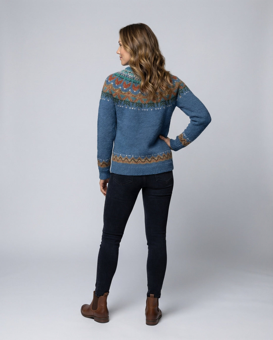 Stylish women's vintage Icelandic knit sweater, perfect for warm winter comfort & everyday fashion.