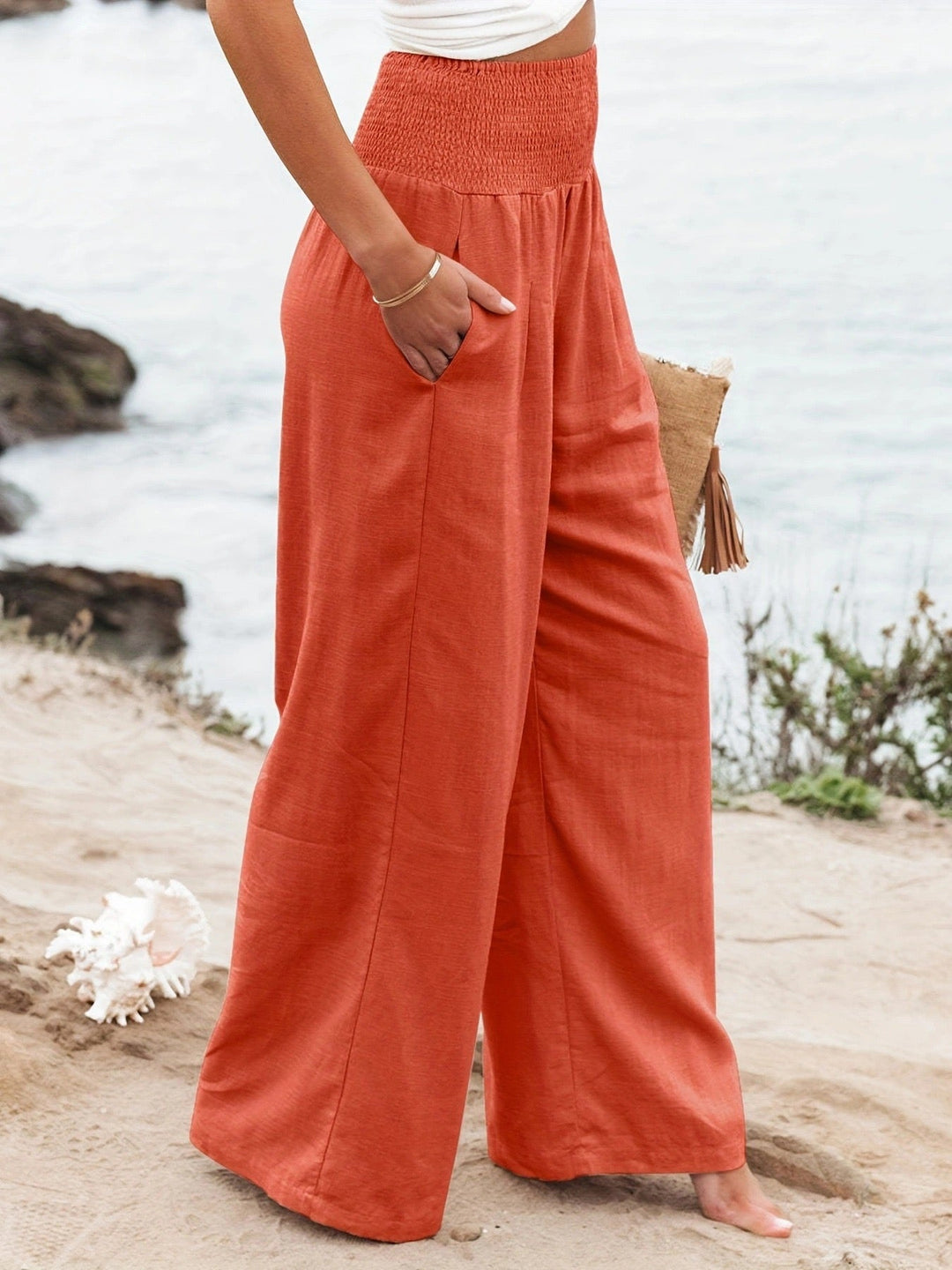 Versatile women's wide leg linen trousers, offering casual chic style and supreme comfort.
