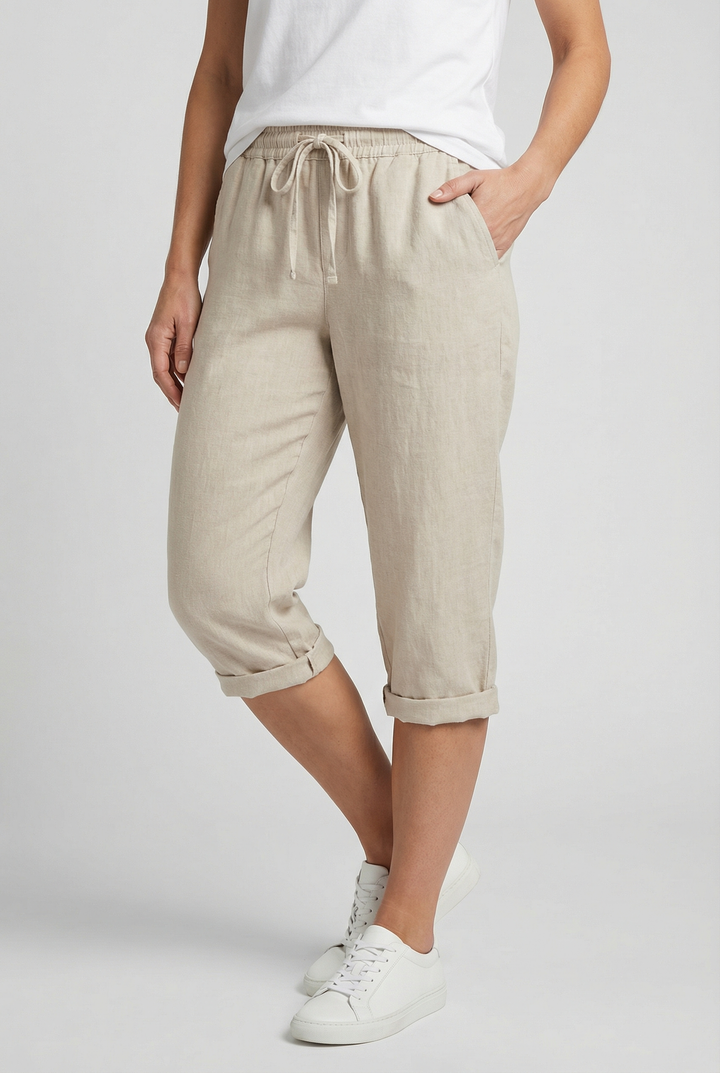 Breathable women's linen capri pants, ideal for casual summer outfits and relaxed vacation days.