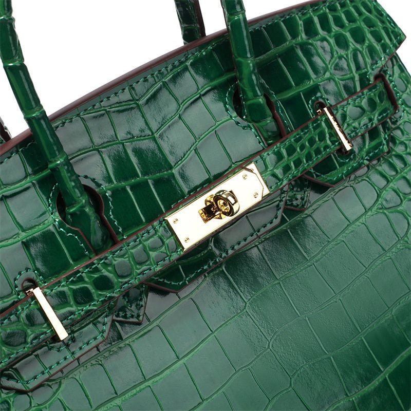 Premium genuine leather shoulder bag, sophisticated and chic daily.