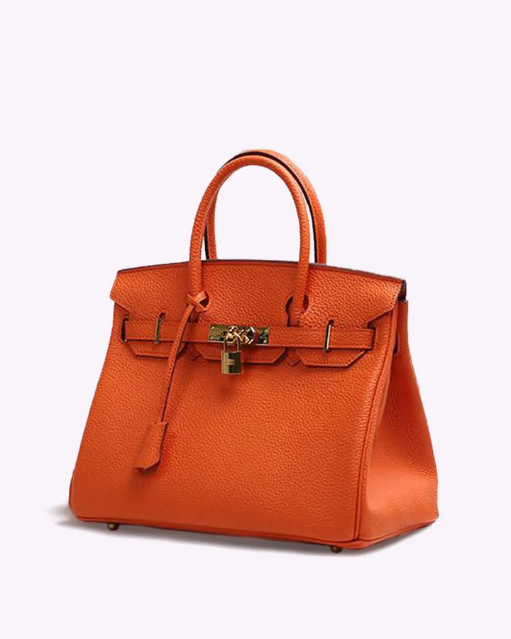 Organized genuine leather bag, elegant everyday carry for the modern woman.