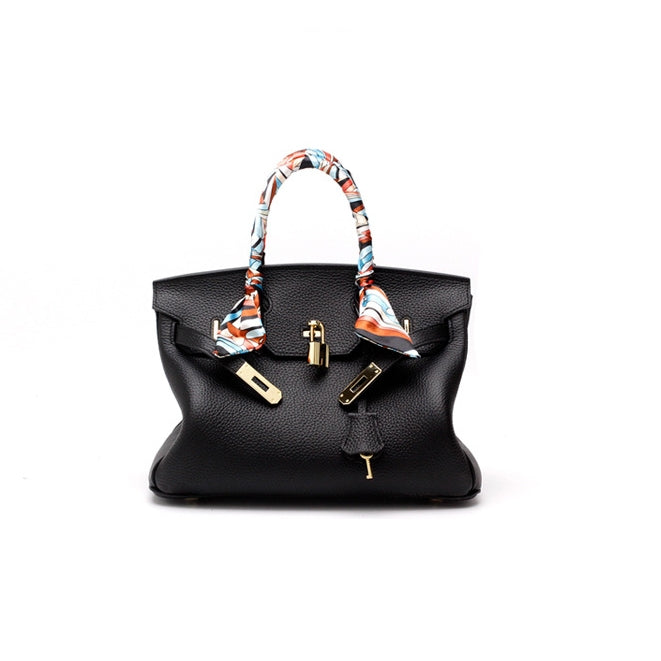 Versatile genuine leather shoulder bag, luxury style for women's daily.