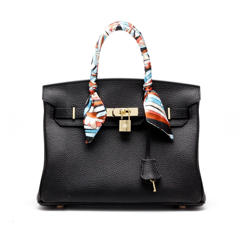 Premium genuine leather shoulder bag, sophisticated and chic for daily life.