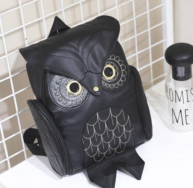 Versatile women's PU leather daypack, multi-pocket with a charming owl print, perfect for daily fashion.