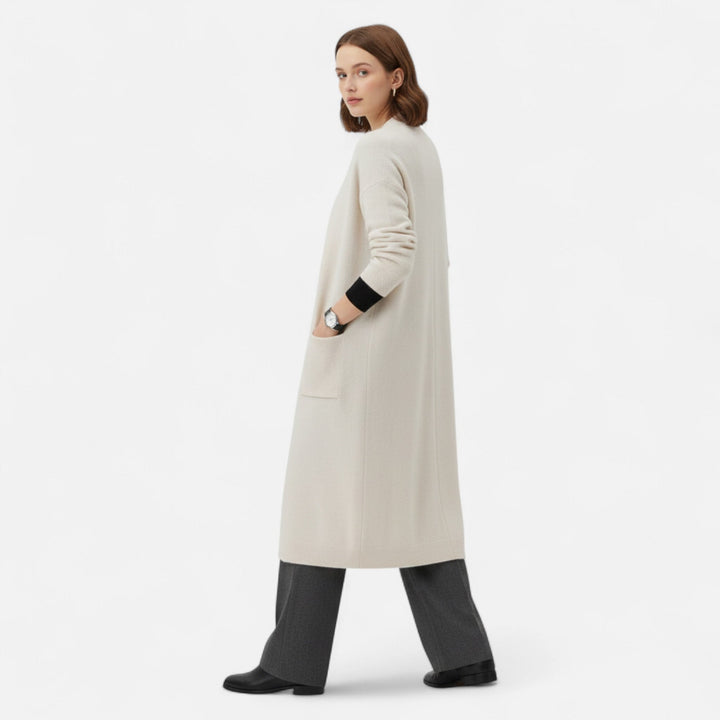 Lightweight women's open-front long cardigan, perfect for comfortable casual or elegant layering.