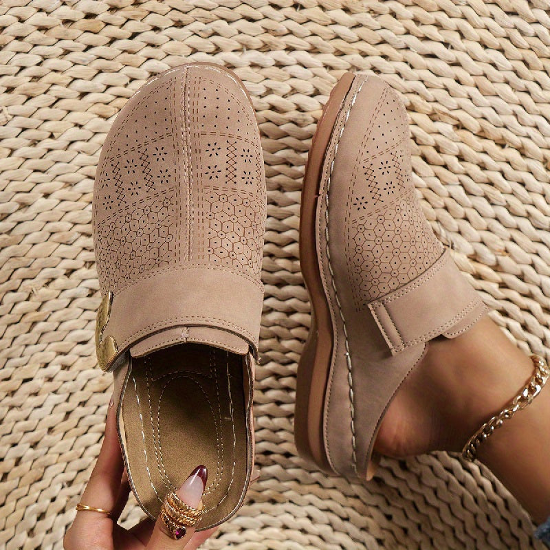 Women's non-slip orthopedic slippers with excellent arch support, ideal for secure indoor wear.