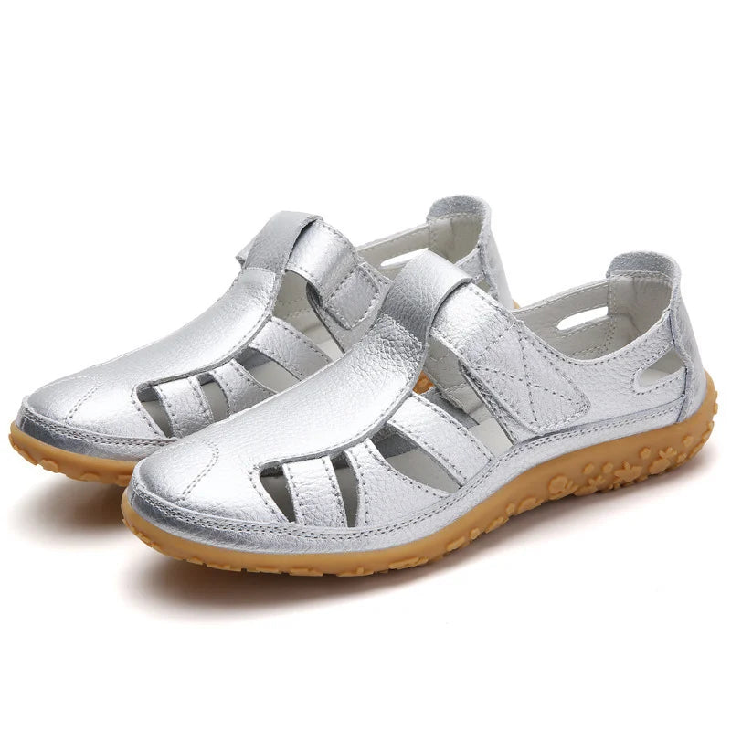 Close-up of anti-slip sole on women's orthopedic walking sandals for secure footing.