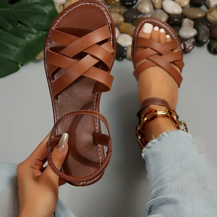 Casual women's orthopedic spring sandals with adjustable straps, offering arch support & supreme comfort.