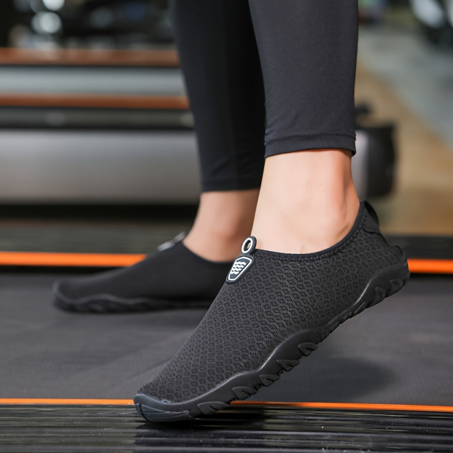Breathable women's quick dry water shoes for ultimate comfort during beach and water sports activities. Non-slip.