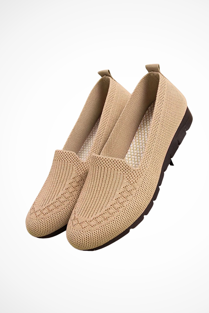 Women's chic round toe textured slip-on ballet flats, versatile & comfortable everyday.