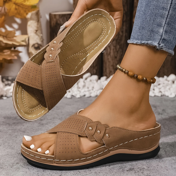 Casual orthopaedic wedge sandals for women, great for everyday comfort & arch support.