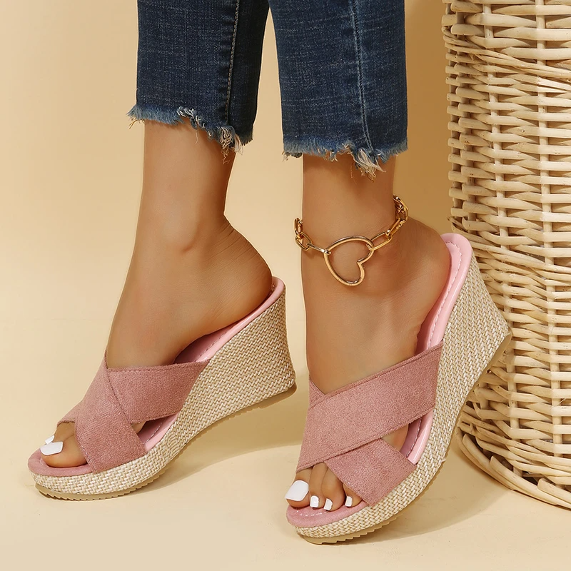 Stylish women's summer sandals, combining fashion with essential orthopedic comfort footwear.