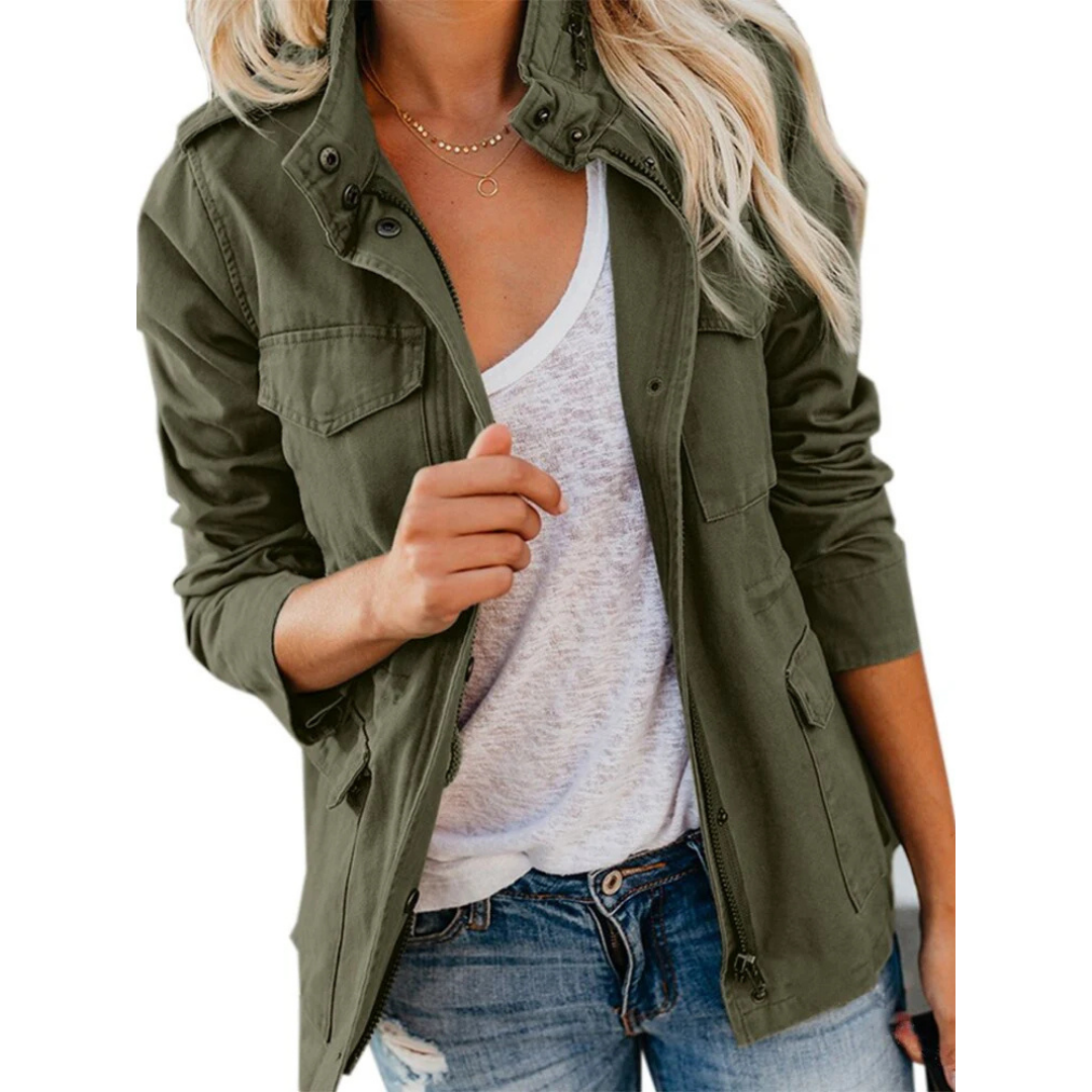Chic women's military-style utility jacket. A fashionable everyday outerwear piece for versatile casual looks.