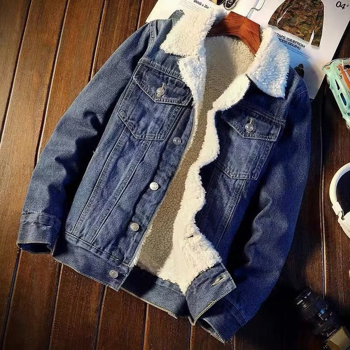 Women's warm fleece-lined denim jacket, perfect for cozy winter style and fall fashion. Slim fit, casual outerwear.