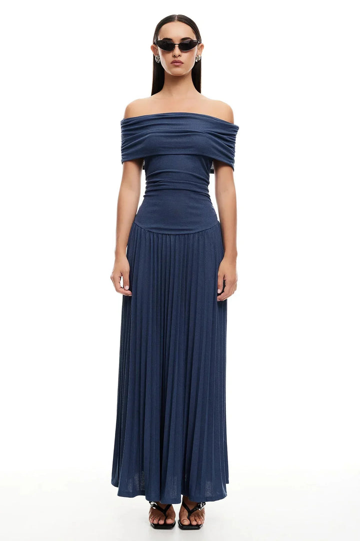 Cream flowy off-shoulder maxi dress, women's comfortable and elegant pleated summer vacation style.