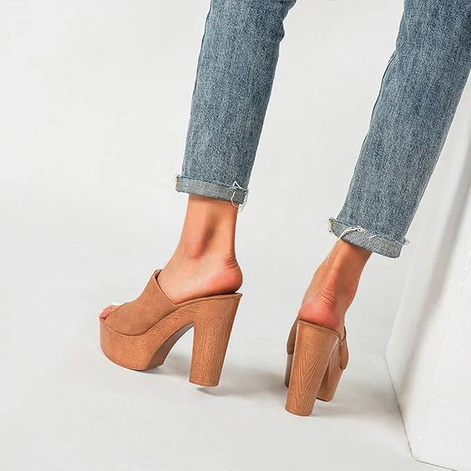 Dark blue women's heeled platform sandals with a chunky heel, perfect for any occasion.