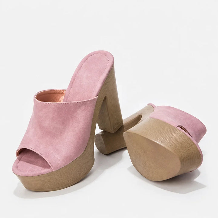 Women's dark blue chunky heel platform sandals, combining elegance with summer comfort.