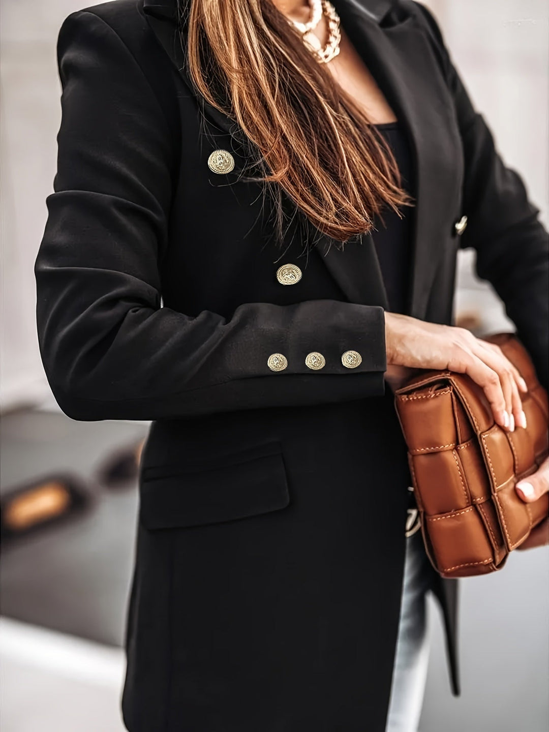 Women's elegant long double-breasted blazer, tailored fit, all-season wear, chic office attire, solid color, professional loo