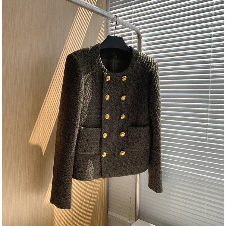 Women's lightweight casual short jacket, perfect chic layer, breathable fabric, versatile colors, stylish for any outfit.