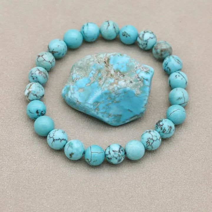 Stylish women's turquoise beaded bracelet. Natural stone jewelry adds a touch of bohemian fashion.