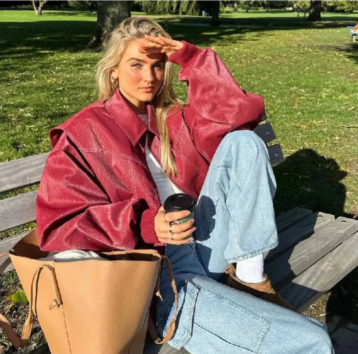 Casual women's zip-up bomber, oversized fit, quilted texture, and fashionable contrast stitch in wine red.