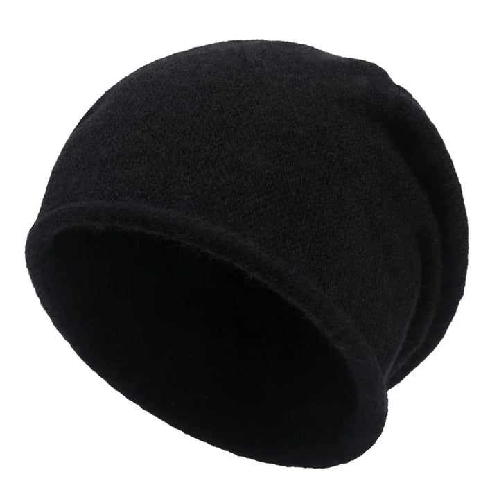 Versatile women's slouchy beanie, a fashionable casual hat & winter accessory for any outfit.