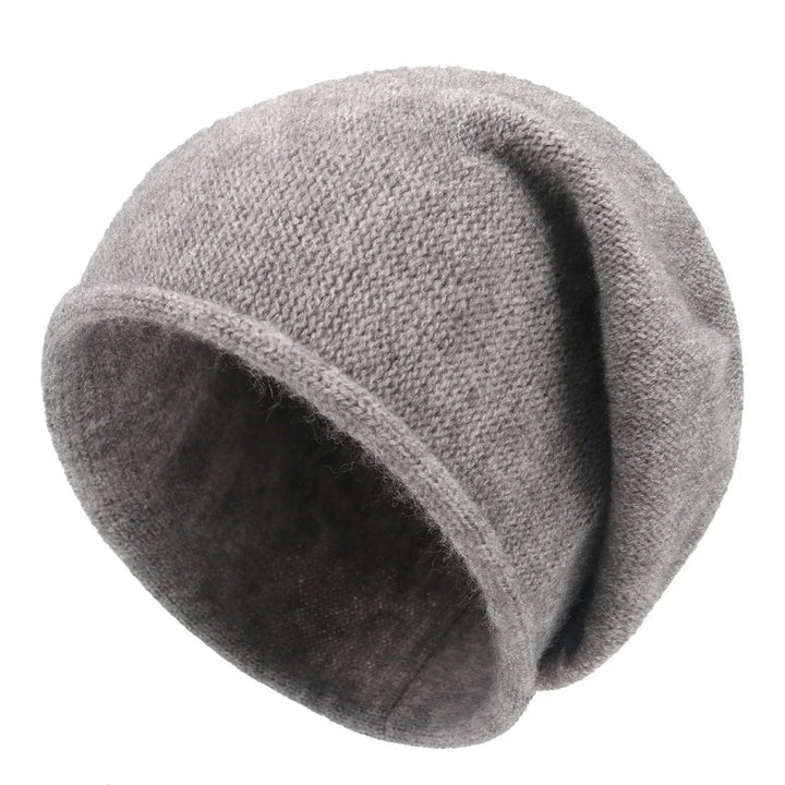 Effortless style with this women's soft slouchy beanie, a perfect casual hat for all seasons.
