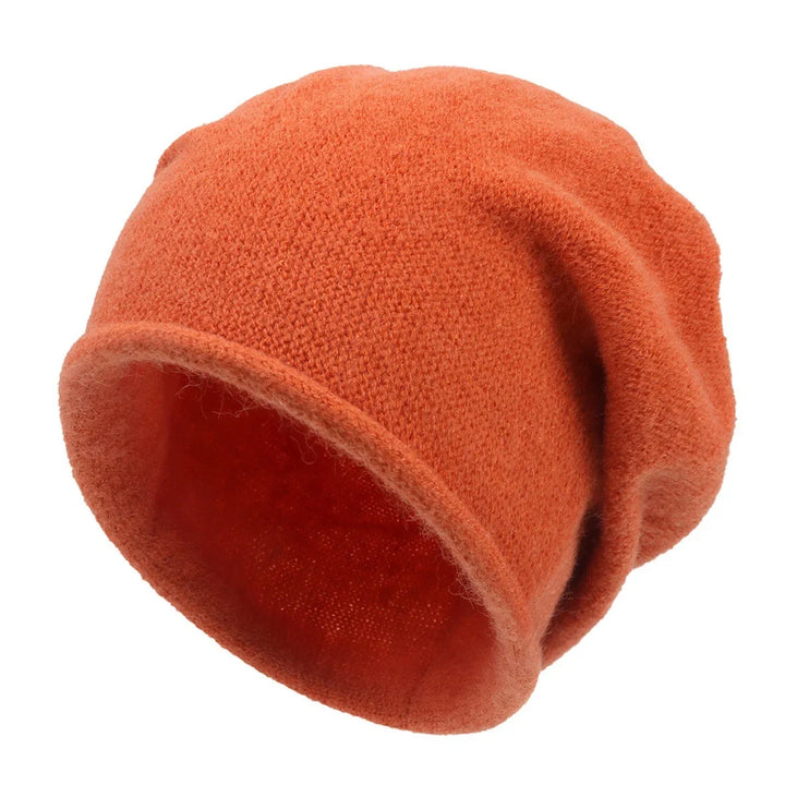 Plush soft women's slouchy beanie hat, providing cozy warmth & effortless casual style.