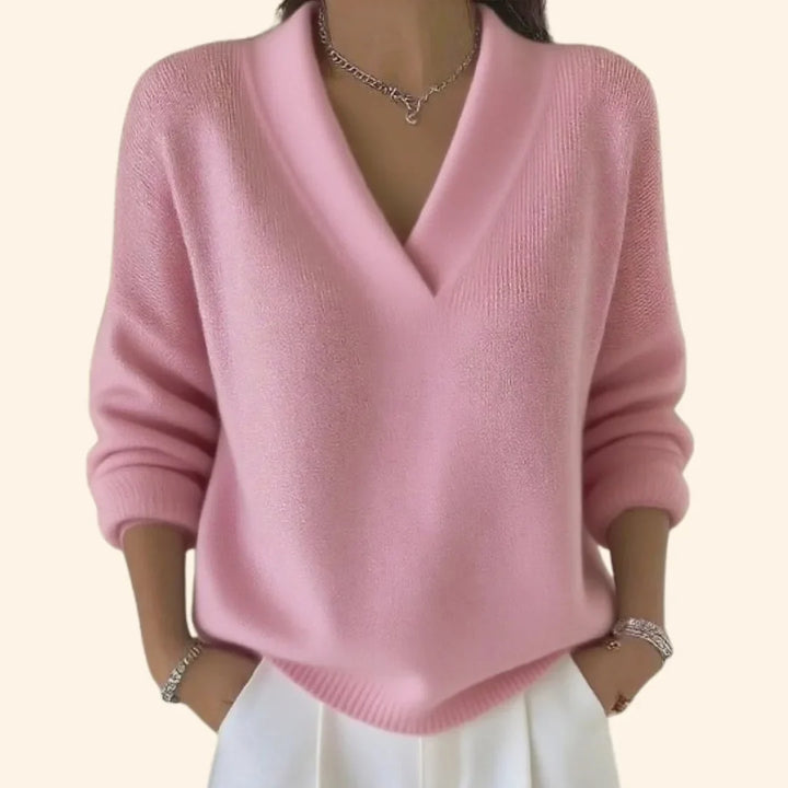 Versatile women's V-neck long sleeve blouse in a relaxed fit, perfect for everyday fashion & workwear.