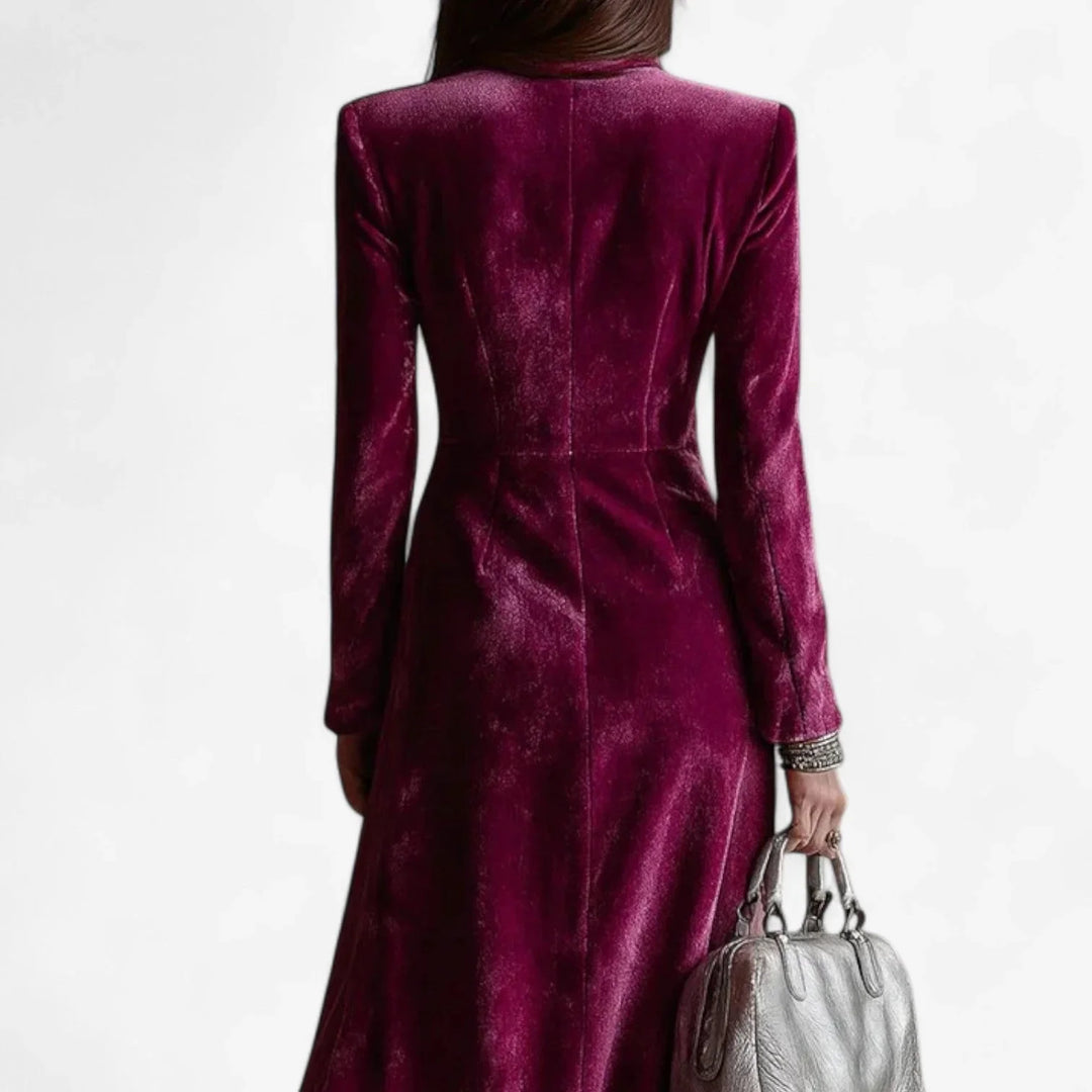 Versatile women's midi dress: magenta double-breasted style with lapel collar, long sleeves, and elegant side slit.