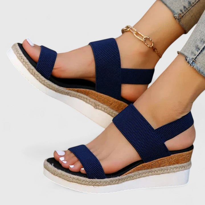 Elegant women's orthopaedic summer sandals, combining casual style with essential foot pain relief & support.